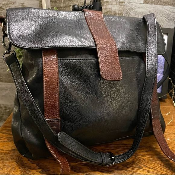 Cynthia Rowley crossbody - Picture 2 of 8